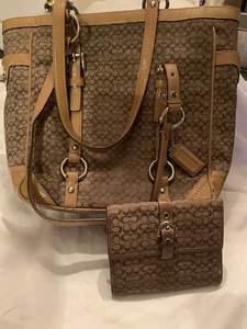 VINTAGE Coach Bundle / Lot Gallery Signature C Leather; Y2K & Wallet - Picture 1 of 12