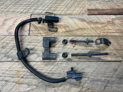 94-98 Dodge Ram 12V Cummins Crankshaft Position Sensor Bracket USED  sensor - Image 1 of 2