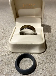 Anillo de boda de titanio grabado para hombre tono dorado dragón celta talla 12,25 - Imagen 1 de 7