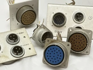 9 Connectors 2 Amphenol 26pin Panel Mount 1 Other 26 Pin. 2  14 Pin. 4 3 Pin - Picture 1 of 4