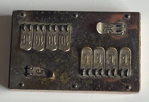 Ancien Compteur de Points à Languettes pour Jeux de Cartes ou Jeux de Société - Picture 1 of 3