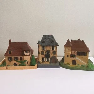 3 MINIATURES FRENCH BUILDINGS CASTLES MEDIEVAL MIDDLE AGES  DIORAMA NO GAULT - Picture 1 of 4