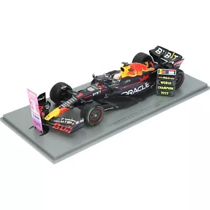 1/18 Red Bull RB18 Ganador Japón GP 2022 Campeón Max Verstappen por Spark 18S774 - Imagen 1 de 6