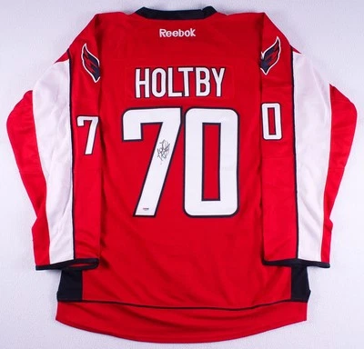 Braden Holtby Signed Capitals Jersey (PSA COA) 2018 Stanley Cup Champion Goalie - Image 1 of 4