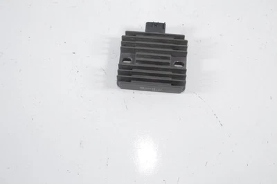 11 08-16 2008 Yamaha YZF R6 R6R Regulator Rectifier #1596 - Image 1 of 4