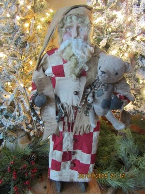 Papá Noel de pie cara de arcilla primitiva Foto 1 de 4