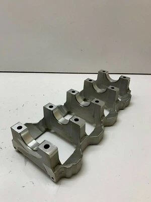 MAZDA MIATA MX-5 2009-2015 2,0 L motor cigüeñal soporte tapas de montaje usado OEM Foto 1 de 4