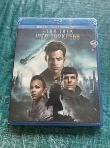 Star Trek Into Darkness [Blu-ray] DVDs New Sealed - Imagen 1 de 2