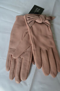 NWT Badgley Mischka Soft Supple Leather Insulated Bow Tie Gloves S Blush