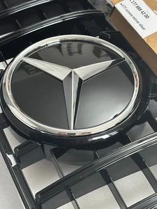 Griglia specchietto cromata Mercedes-Benz emblema stella per W177 CLASSE A PN A1778884200 - Foto 1 di 19
