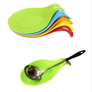 1pcs Kitchen Silicone Spoon mat Rest Heat Resistant Teabag Spatula mat