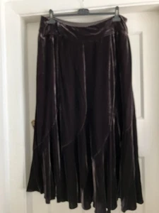 Monsoon Long, Dark Brown Velvet Bias Cut Fish Tail Skirt Size 20 Lined - Picture 1 of 13