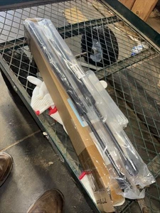 ford expedition Lincoln Navigator X002884x8x Rear Glass Lift - Picture 1 of 6