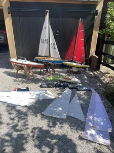 4 RC yacht sail boat sailing Collection Spares Repair Largest 1.28 M With Stands - Picture 1 of 18
