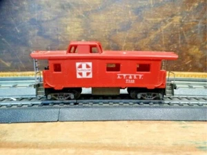 Tyco HO Scale 41' AT&SF 7240 Red Hobby Model Railroad Cupula Caboose - Picture 1 of 5