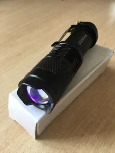 UV ULTRAVIOLETTE FACKEL TASCHENLAMPE MEHRFACHGEBRAUCH - KOSTENLOSER AKKU - Bild 1 von 7