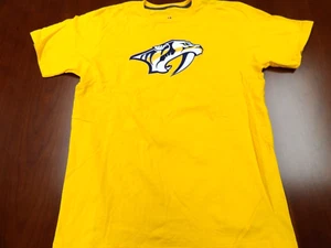 NEW MAJESTIC NHL NASHVILLE PREDATORS YELLOW T-SHIRT SIZE L - Picture 1 of 4