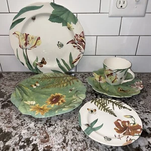 SPODE Floral Haven Place Setting Green Sculpted Luncheon Plate Dinner Cup Saucer - Picture 1 of 24