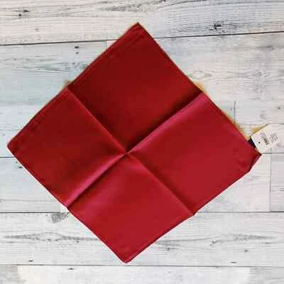 Novo com etiquetas Nordstrom bolso vermelho quadrado 100% seda - Imagem 1 de 4