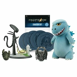 LOOT CRATE Alien, Predator, Godzilla Not of This World Pop Culture Collectibles - Picture 1 of 2