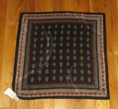 NUEVO CON ETIQUETAS De Colección ECHO Negro Rojo Verde Floral 100% Seda Bufanda Cuadrada 20" Japón Foto 1 de 4