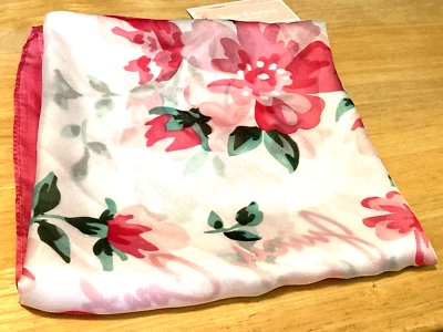 Bufanda Juicy Couture Muti-Wear Cuadrada Sedosa/Seda-Rosa Rosa/Floral/Flor Nueva con Etiquetas Foto 1 de 4