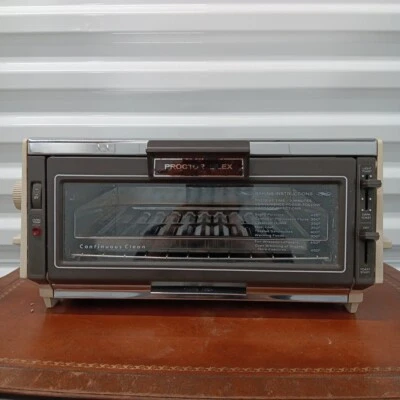 Vtg Proctor Silex Continuous Clean Toster/Oven/Broiler Model 0221AL USA -Works! - Image 1 of 4
