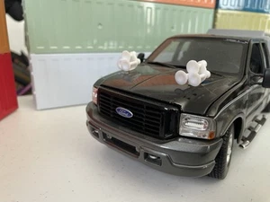 3D Druck Add-On Lufthorn Set für 1/18 Maßstab Fahrzeug 0,70" L x 0,50" B x 0,50" H - Bild 1 von 6