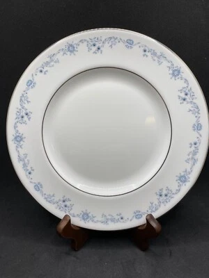 Royal Doulton Angelique Salad/Side Plate (six plates) - Image 1 of 3