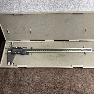 Mitutoyo Absolute Digimatic Digital Calipers 500-173 CD-12" C Inside Outside - Picture 1 of 13