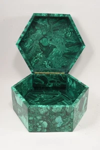 C27S09- Hexagonale Malachit Deckeldose wohl Mitte 20.Jh - Bild 1 von 12