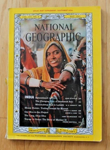 National Geographic mayo 1963; India; Ladakh; Monte Rainier; Venus; Hombre en el mar - Imagen 1 de 24