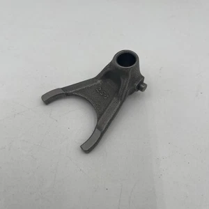 NEW GENUINE POLARIS 03-05 Victory Vegas Genuine Fork Shift Countershaft 5133256 - Picture 1 of 6