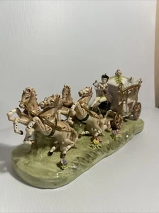 Porcelain Princess in Horse and Carriage Made in Japan - Picture 1 of 12