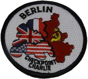 US ARMEE CHECKPOINT CP CHARLIE BERLIN DEUTSCHLAND AUFNÄHER WAND KALTER KRIEG SOWJETISCHE UNION - Bild 1 von 2