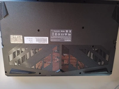 portátil Gaming GIGABYTE G5 KF5 2024 | RTX 4060  - Immagine 1 di 4