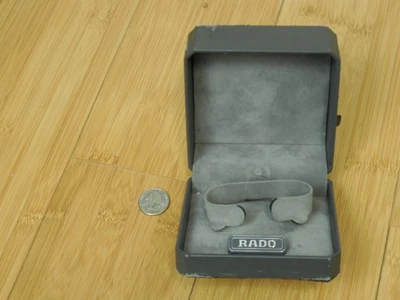 VINTAGE COLLECTIBLE RADO GRAY DISPLAY BOX SET WORN - Image 1 of 4