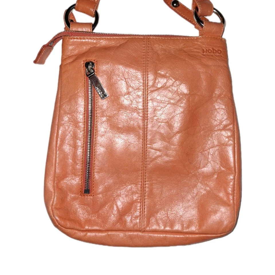 Bandolera Hobo International Salmón Coral Melocotón Naranja Rosa Cuero Foto 1 de 4