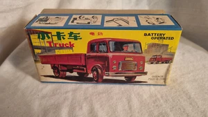 Batteria camion plastica/lamiera Cina N° ME 735 blu confezione originale S028-2 - Foto 1 di 21
