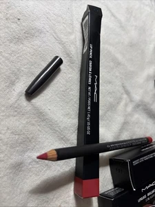 Authentic MAC Cosmetics longlasting pencil lip liner Ruby Woo - Picture 1 of 4