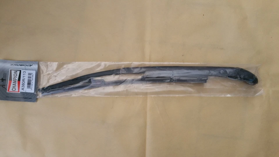 COMPATIBILE CON ALFA ROMEO 156 SW 2003-> SPAZZOLA TERGI LUNOTTO TERGI CRISTALLO Foto 1 de 1