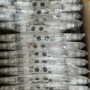 1 Stück Neu für SMC Magnetventil SY5220-5LZ-C8 - Bild 1 von 1