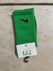 Nike Everyday Colorful Crew Socks SZ 7-11 Variety Of Colors Available