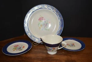 ROYAL STETSON Deluxe China Dinnerware (4) Creamer Saucer Plates 22K Gold - Picture 1 of 12
