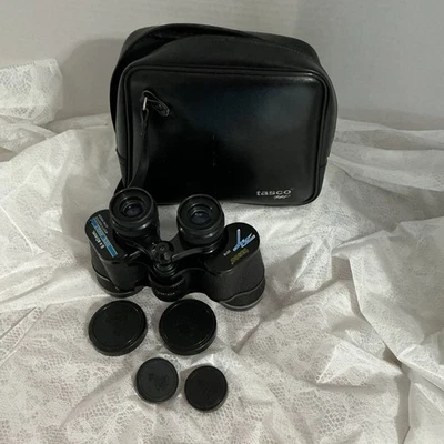 Vintage Tasco Zip Binoculars 8x40 Wide Angle 472 FT / 1000 YDS Model 2019 - Image 1 of 4