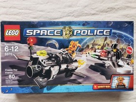 LEGO (5970) Space Police: Freeze Ray Frenzy - Sealed NIB