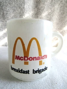 VINTAGE 1970'S MCDONALDS BREAKFAST BRIGADE MILK GLASS COFFEE MUG CUP - Picture 1 of 6