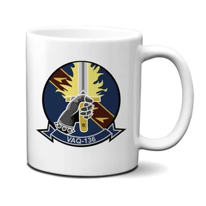 Taza VAQ-136 "Guantelets" logotipo de escuadrón 11 oz - Imagen 1 de 3