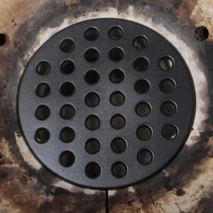 Round Cast Iron Fire Grate BBQ high Heat Charcoal Plate for Large Big Green New - Picture 1 of 6