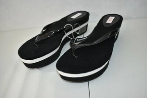 Sandalias Xhilaration negras talla 9 plataforma chanclas para mujer - Imagen 1 de 10